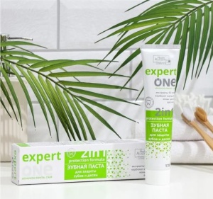 FAMILY COSMETICS Зубная паста 170г EXPERT ONE для защиты зубов и дёсен FV007-10503